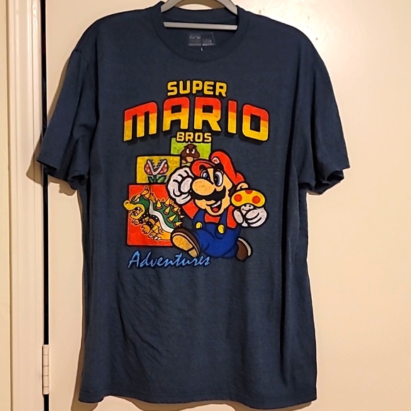 Mario Brothers tee EUC - Picture 1 of 6